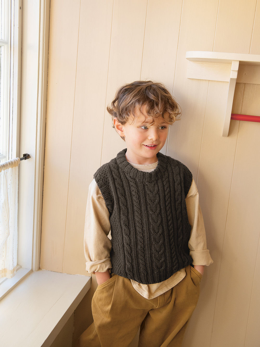 2501 Mykt til barn 03 Caspian Slipover Junior 2501 Mykt til barn 03 Caspian Slipover Junior