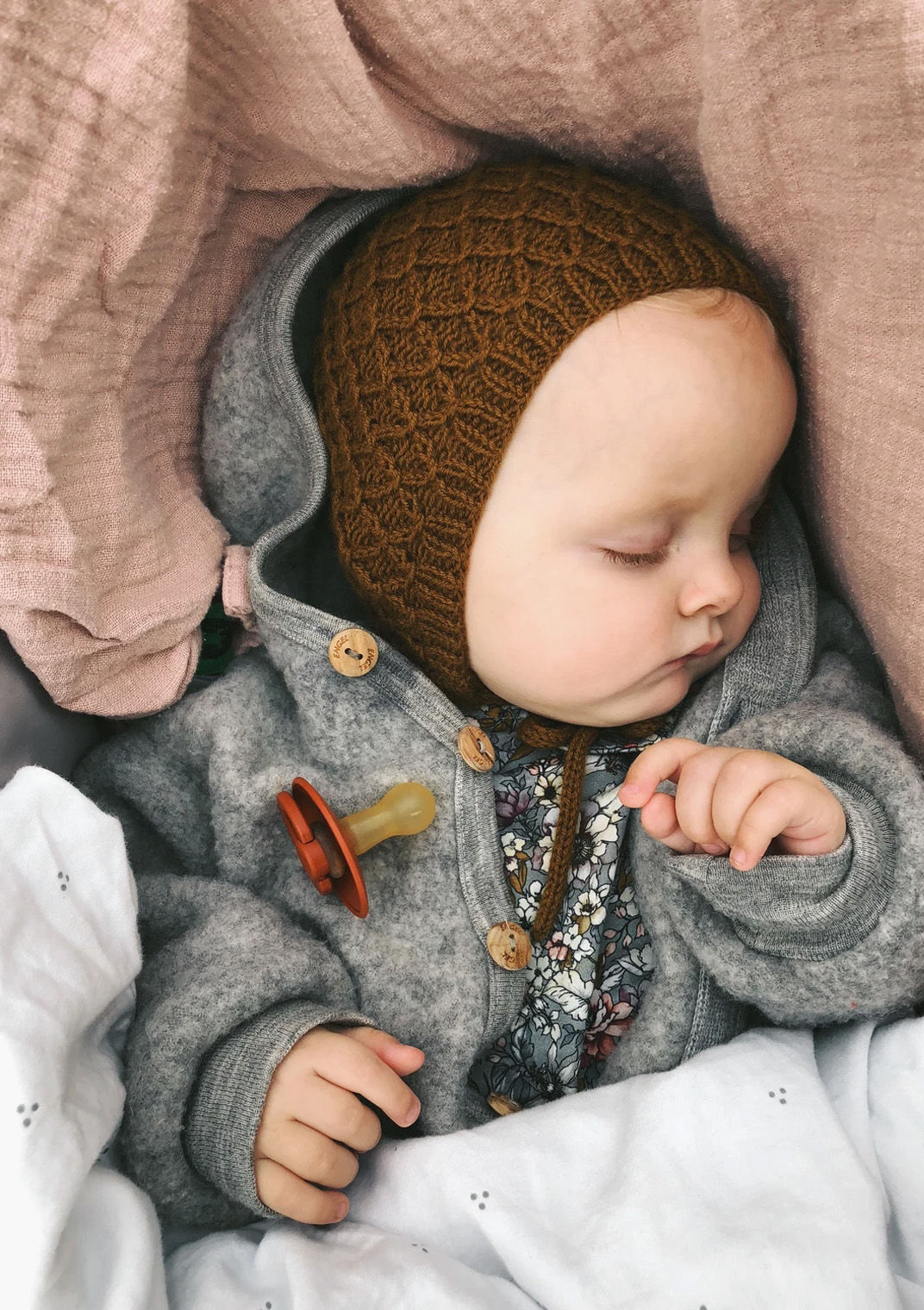 PetiteKnit Karens Kyse PetiteKnit Karens Kyse