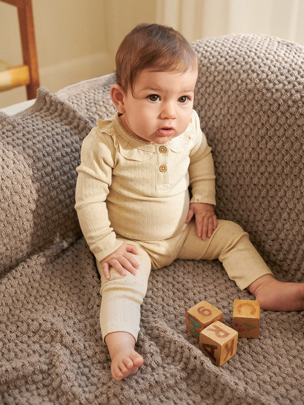 2406 Babytepper 02 Sommerfugl teppe 2406 Babytepper 02 Sommerfugl teppe