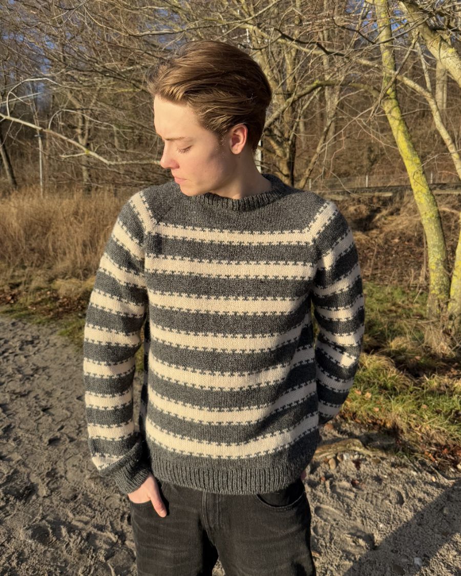 PetiteKnit Key Sweater Man