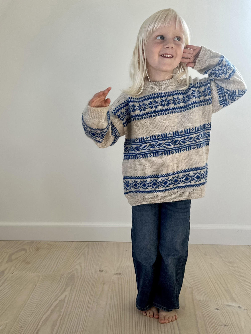 Le Knit Porcelain Sweater junior Le Knit Porcelain Sweater junior
