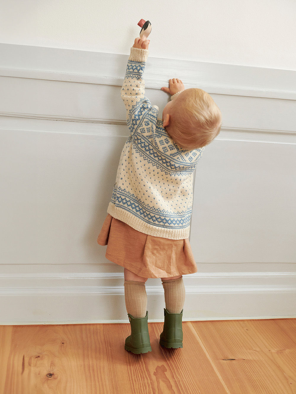 2512 Ikoner Baby Setesdal kofte Baby 1