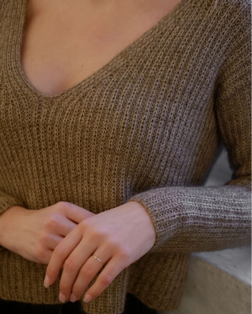 Deep Valley Sweater