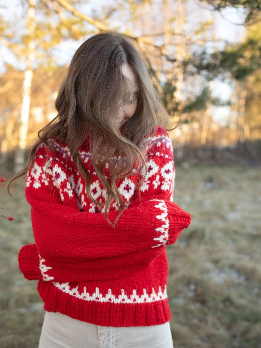 Julegrynet Damegenser - Gratis strikkeoppskrift