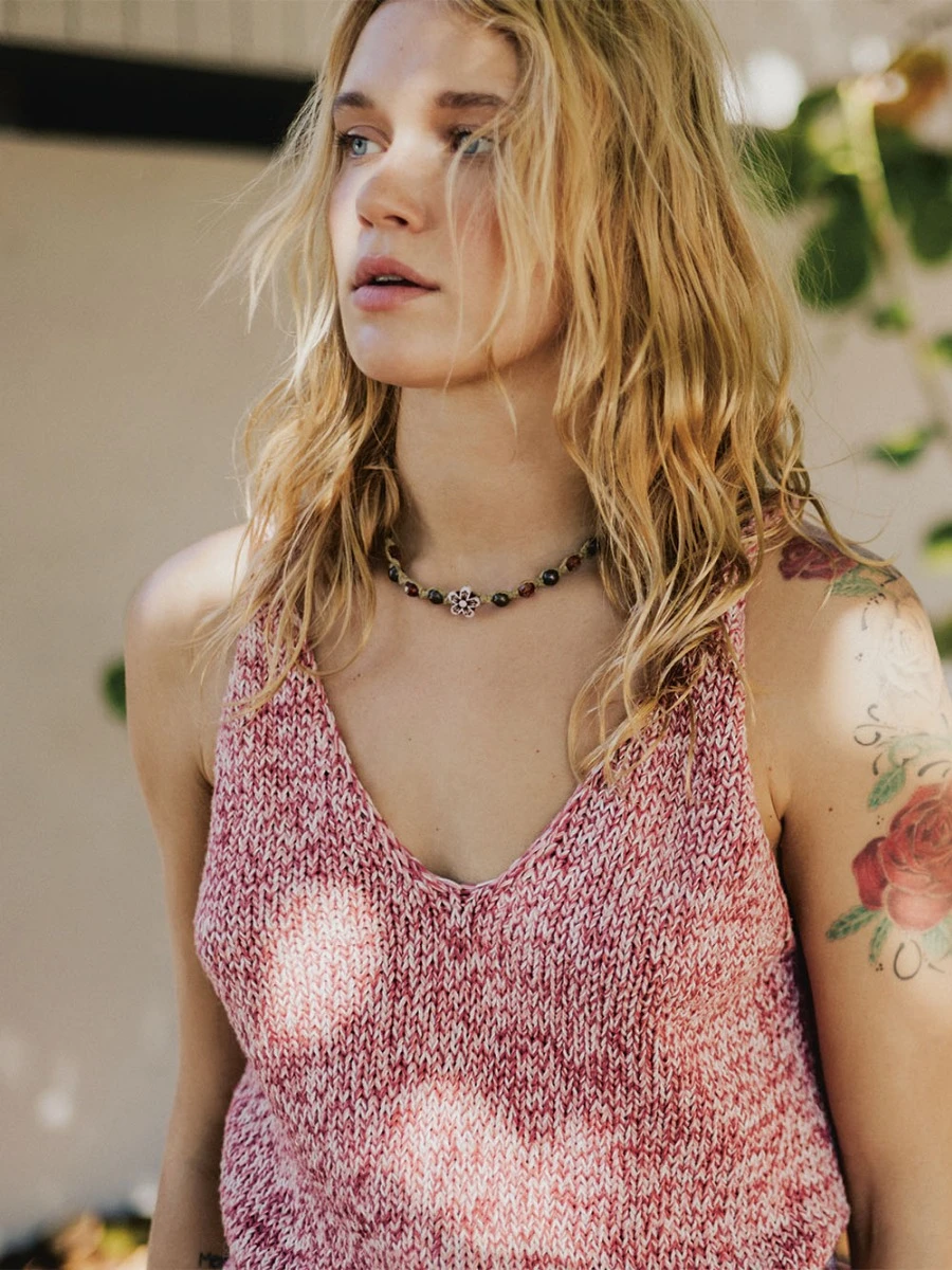 Coral singlet Coral singlet