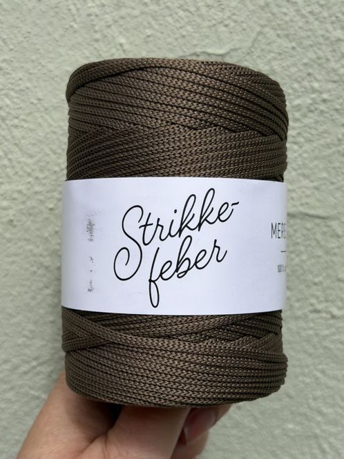 Mere Snor #36 Brun