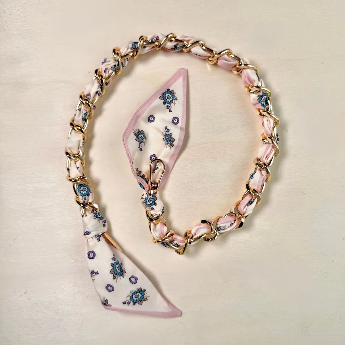 60 cm lenke med silkeskjerf – sart rosa