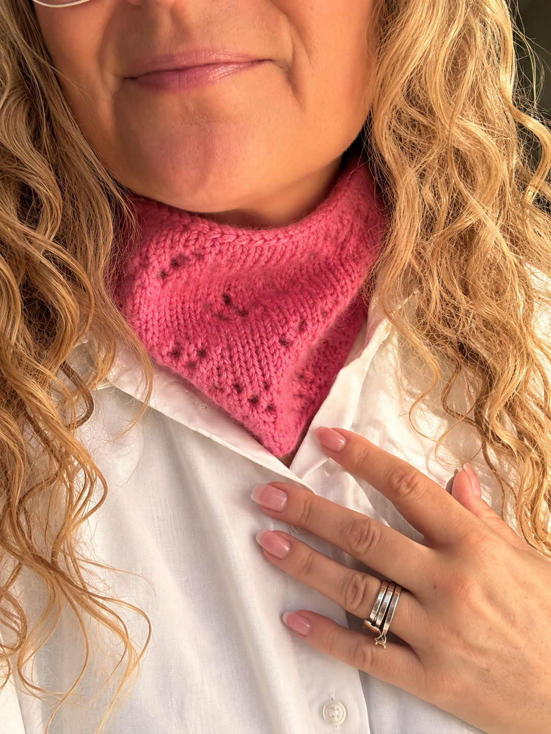 Rosella Cowl – hals med hullmønster