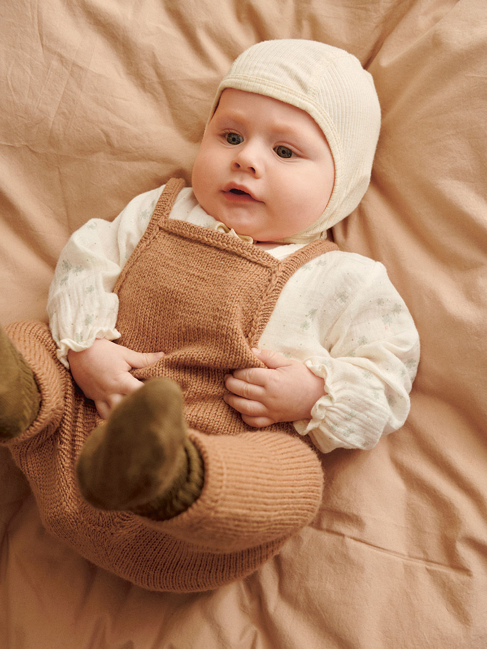 2413 Bunny Pants Baby 7 2413 Bunny Pants Baby 7