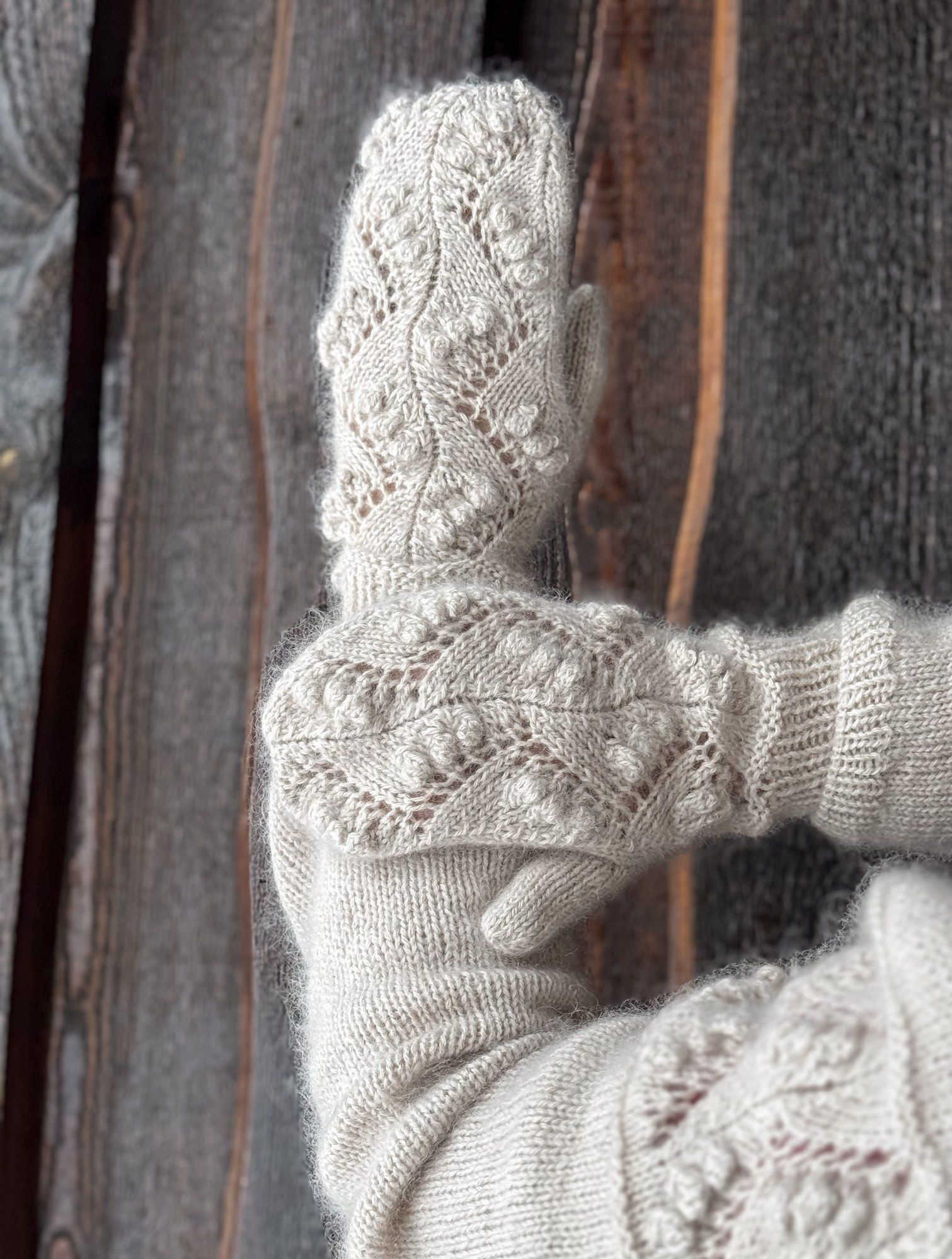 Bluebell Mittens
