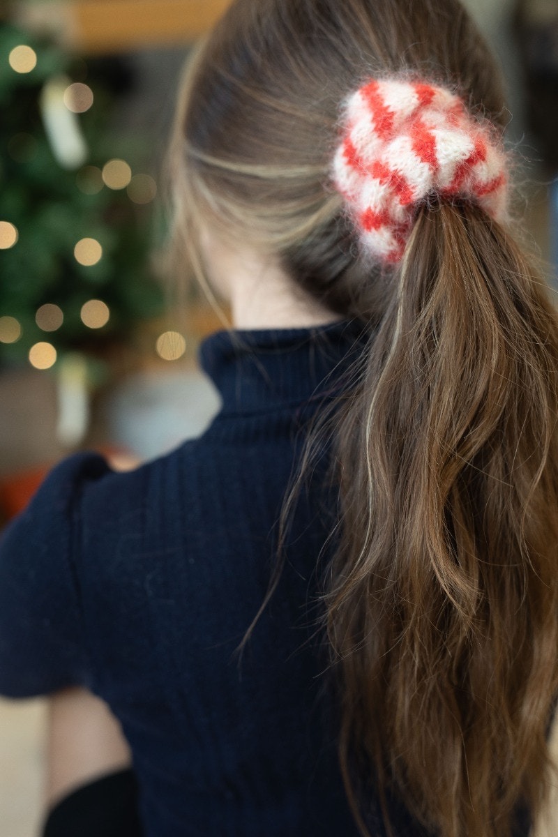 Knit a Scrunchie "hårstrikk" gratis strikkeoppskrift