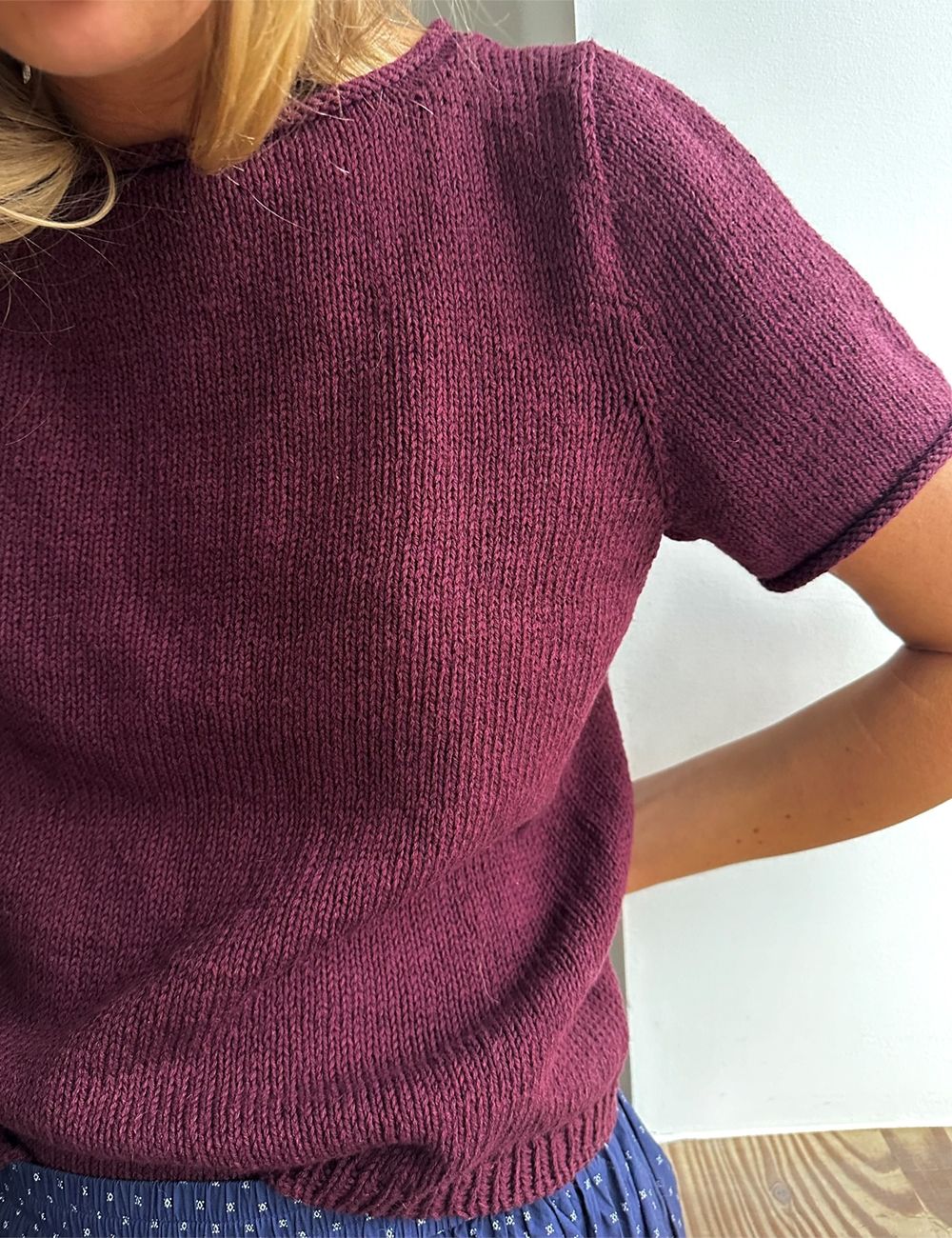 Le Knit Vega Tee ovenfra og ned