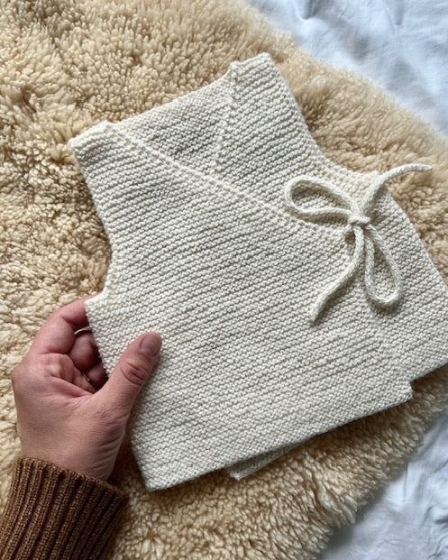 Fagerborg omslagsvest 28m/10cm Fagerborg omslagsvest 28m/10cm