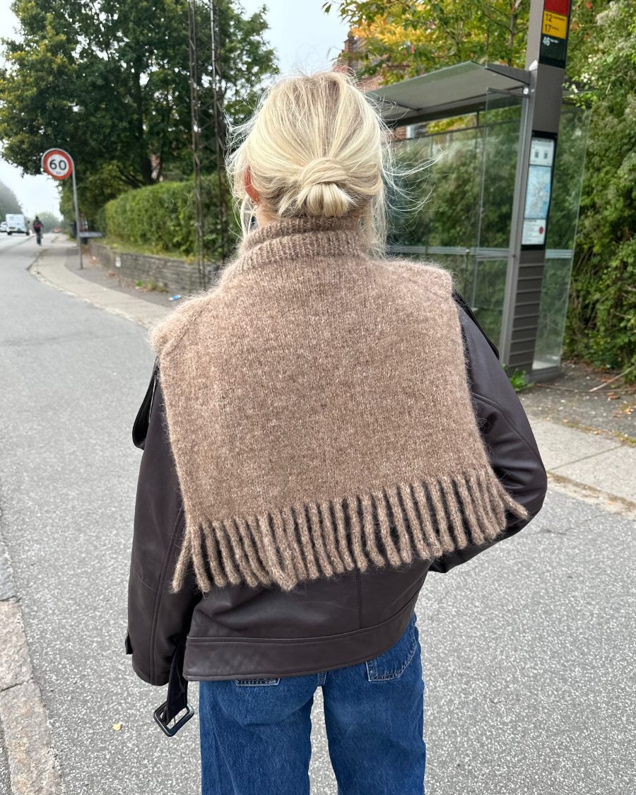 PetiteKnit Nora Neck